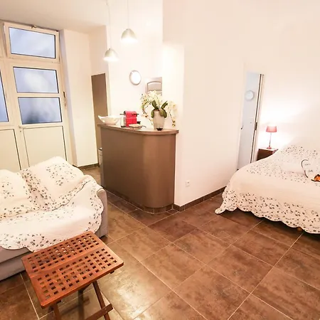 Luckey Homes - Boulevard De Courcelles Apartment